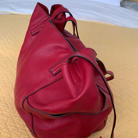 Michael Kors Large Leather Red Tote with Tassels - Picture 4 of 16